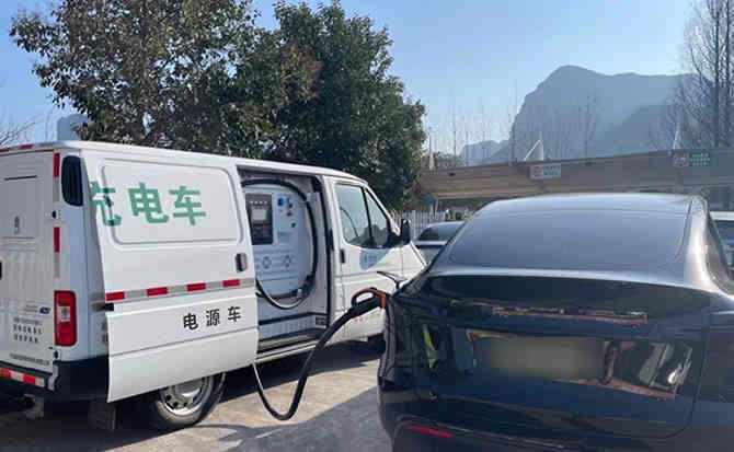 大观区汽车搭电